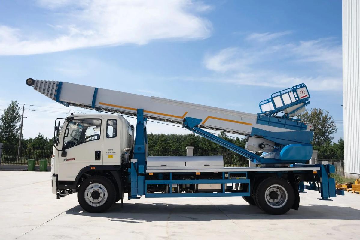 宜春袁州云梯上料车租赁费用