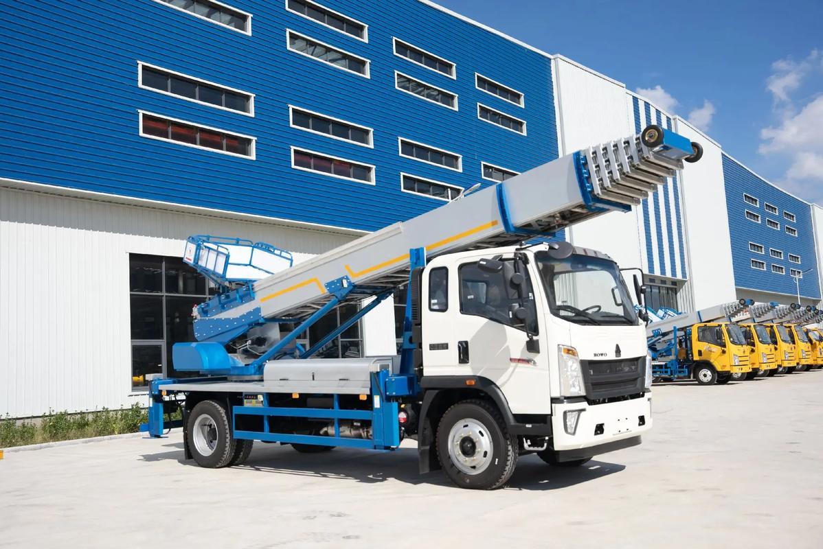 宜春袁州出租云梯车高空作业车 建筑垃圾搬运